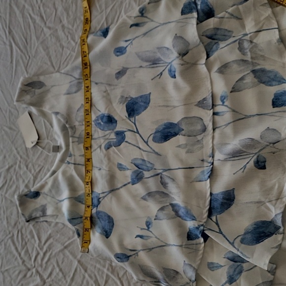 Unbranded Size M White w/ Blue Floral Tiered / Layered-Look Tank Sleeveless Top - Picture 7 of 12